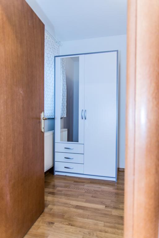 Apartment Roko โอซีเยก ภายนอก รูปภาพ